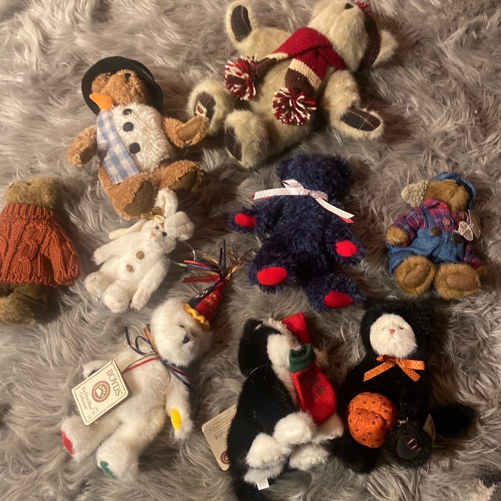 Boys bears lot